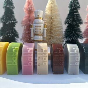 Assorted Colorful Soap Set